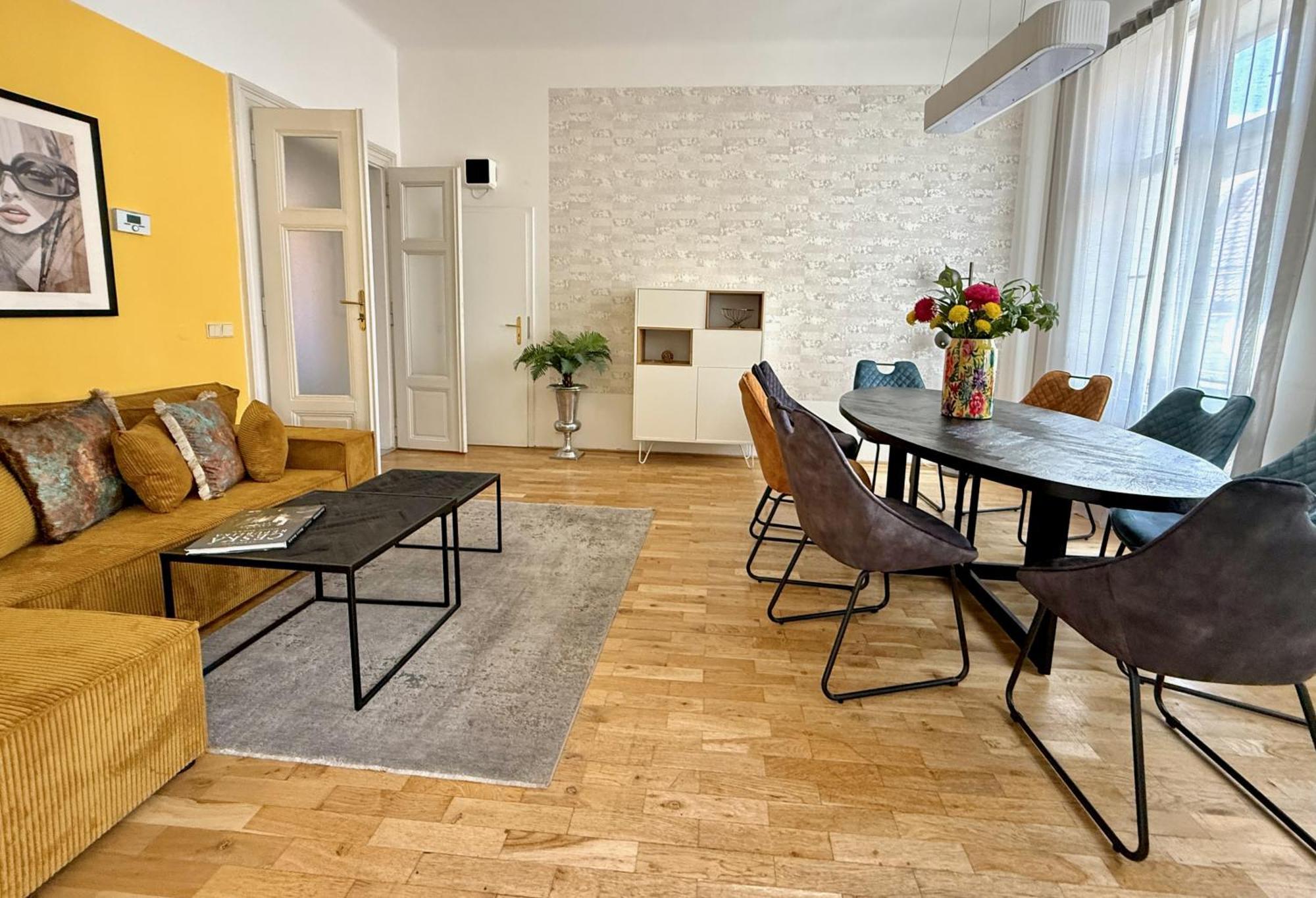 No1 Style & Design Xxl Centre Prague